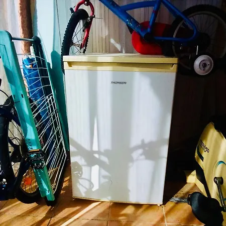 Vue Au Loin Maisonnette Equipee Pour 4 Personnes Avec Piscine Clim Wifi Velos Tv Plancha アパート キャバレール・シュル・メール