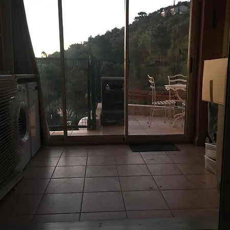 Sea View Cottage: Equipped For 4 With Pool, A/c, Wi-fi & Bikes